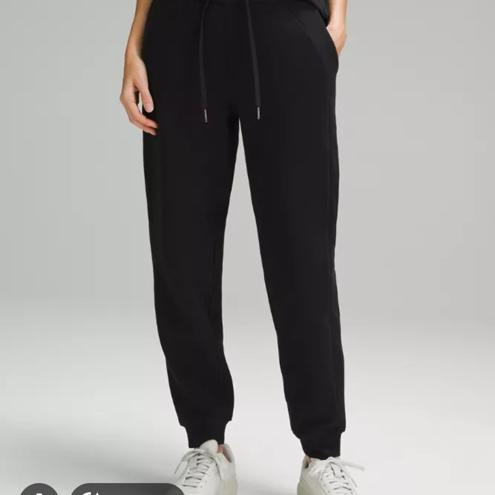 Lululemon Black Scuba Joggers